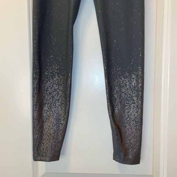 Beyond Yoga Space Dye Leggings size Small - Picture 3 of 10
